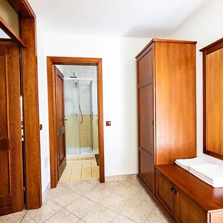 Galunder Apartment
