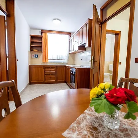 Galunder Apartment *